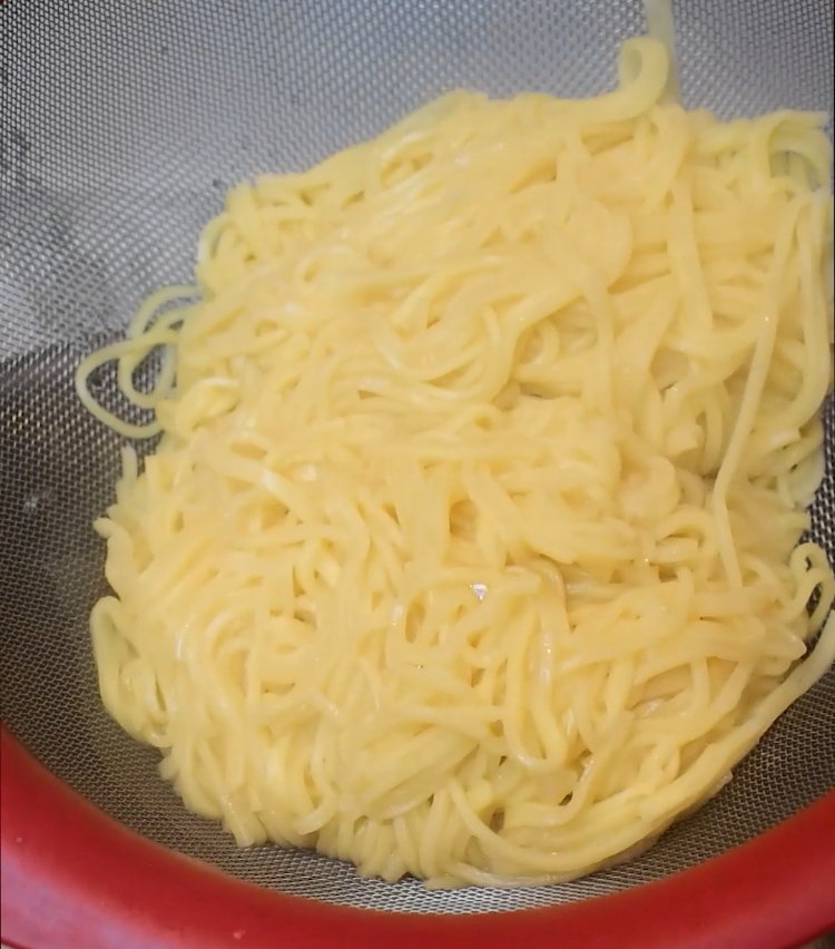 cooking noodles